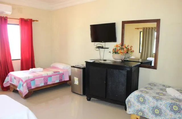 Hotel Guarocuya Barahona habitacion 2 lits